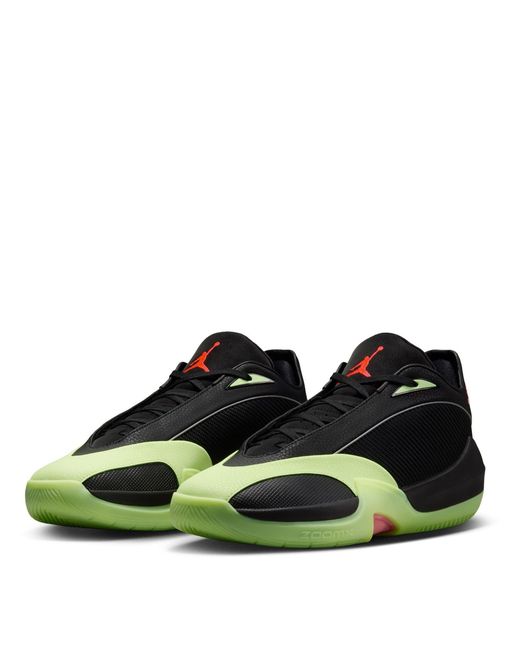Nike Green Jordan Triangle Sn63 for men