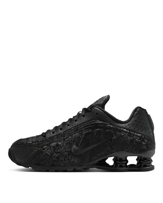 Nike Black Shox R4 Trainers