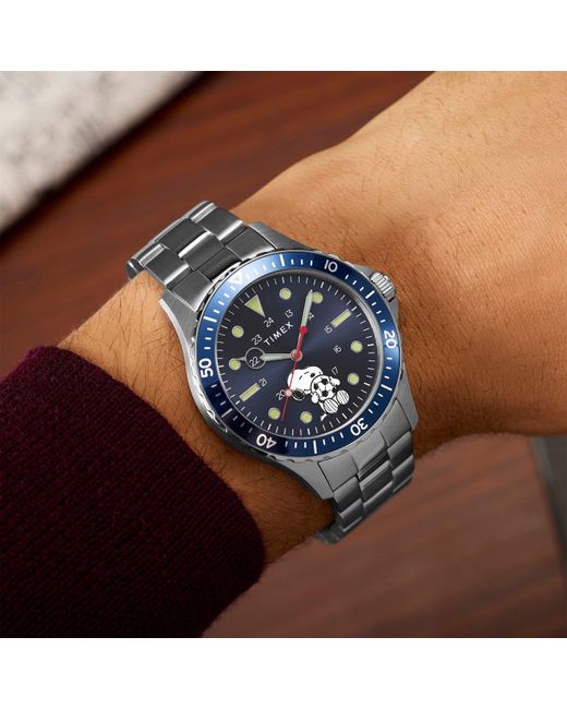 Timex Metallic Peanuts Analogue Quartz Watch for men