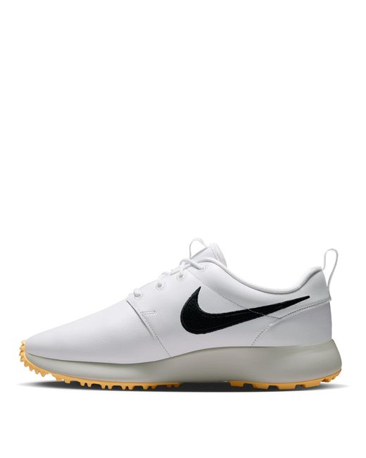 Nike White Spikeless Golf Shoes for men