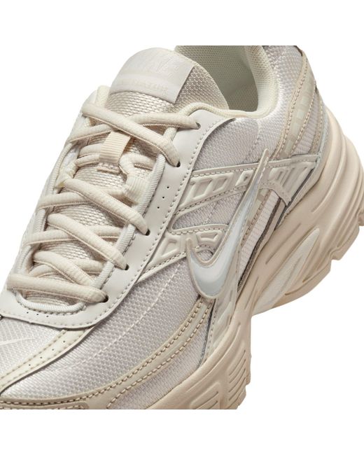 Nike White Initiator Running Shoe