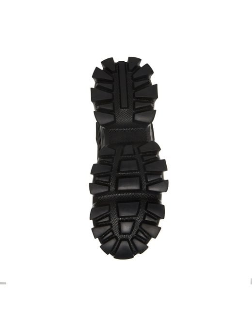 Steve Madden Black Prize Trainer