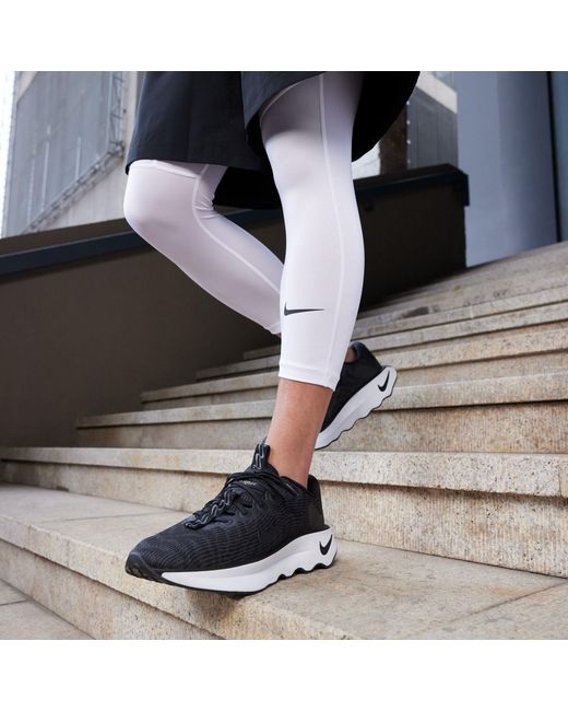 Nike Black Motiva Walking Shoes for men