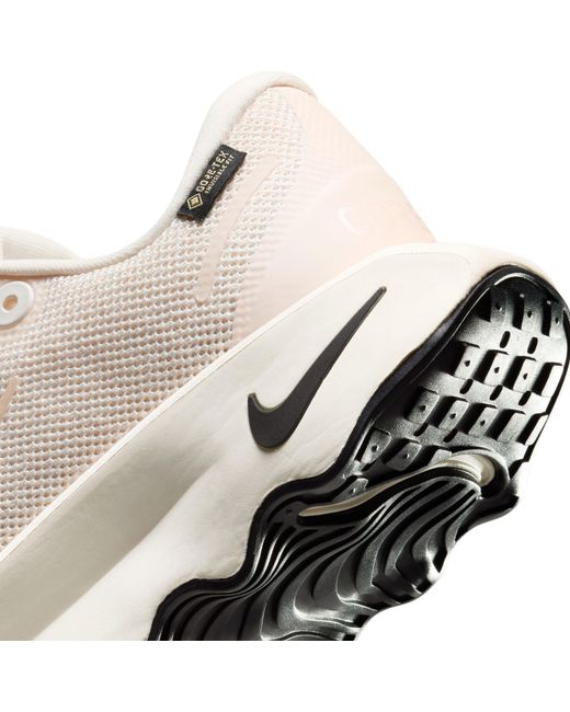 Nike Pink Motiva Gore-Tex Weatherized Road Running Shoes Training