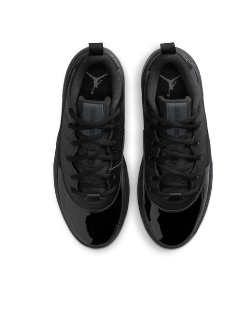 Nike Black Aj Max Aura 7 Shoes for men