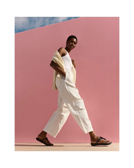 Fitflop Black Solay Glossy-Disc Toe-Post Sandals