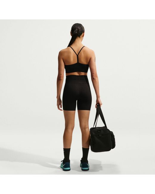 Nike Black Pro Seamless Light-Support Padded Sports Bra