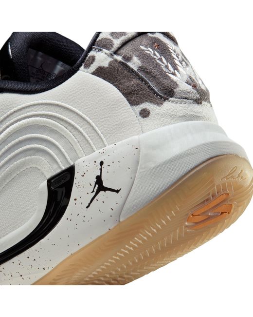Nike Gray Luka Basketball Trainers for men