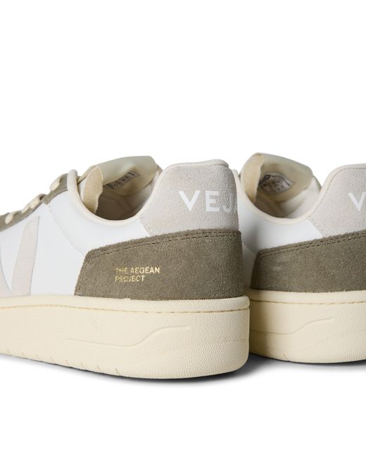 Veja Green V-82 Leather Low-Top Trainers for men