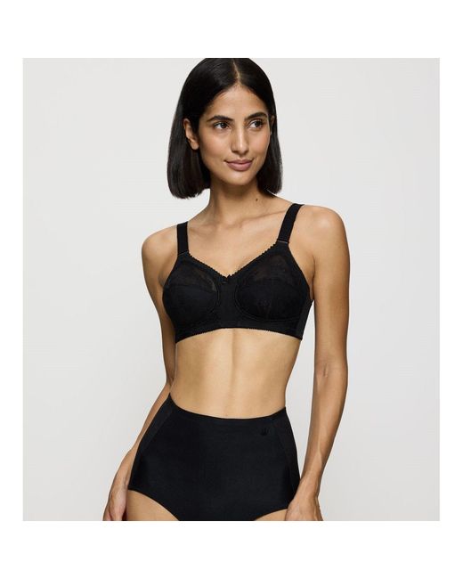 Triumph Black Doreen X