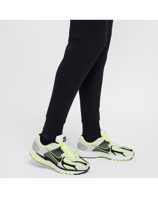 Nike Black Sportswear Tech Fleece Joggers for men