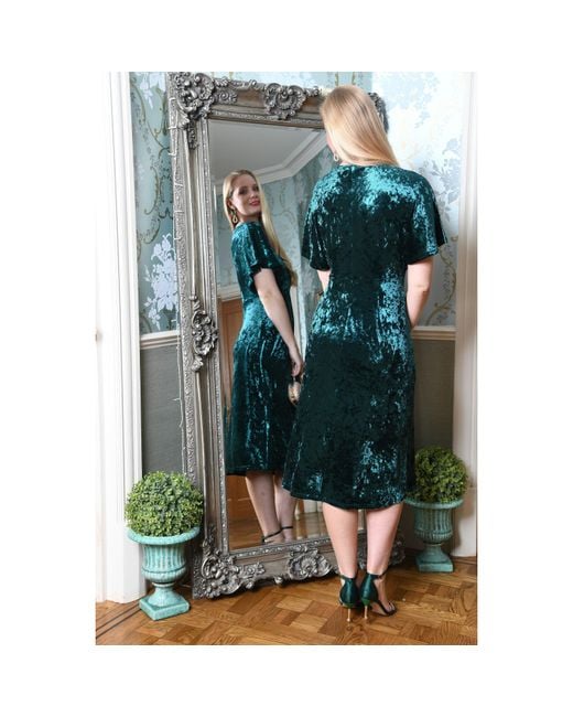 Yumi' Green Velvet Kimono Midi Dress