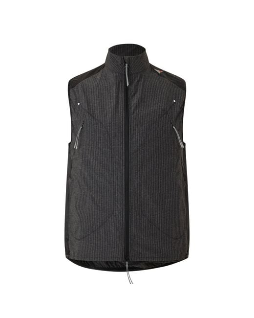 Roa Black Numb Commuting Performance Running Vest for men