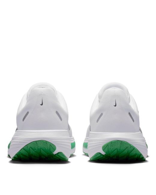 Nike White Quest 7 Road Running Shoes for men