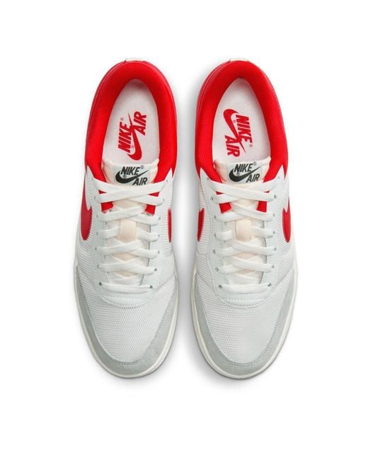 Nike Red Low-Top Trainers for men