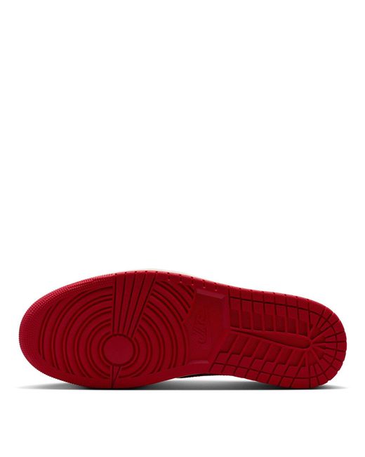 Nike Red Low Trainers for men