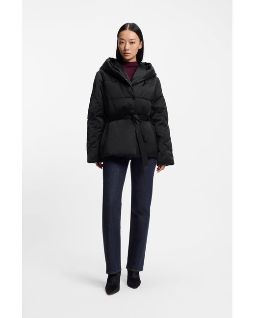 Boss Waterafstotende Gewatteerde Jas Met Riem in het Black