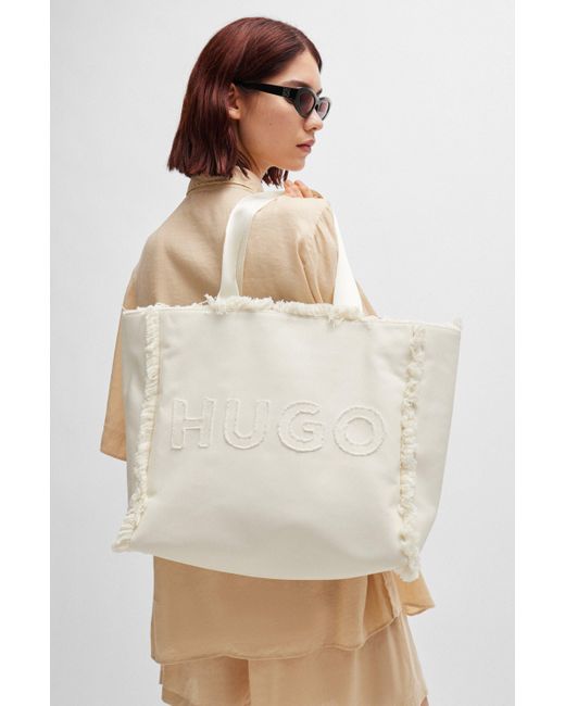 HUGO Natural Tote Bag mit Logo und Fransendetails