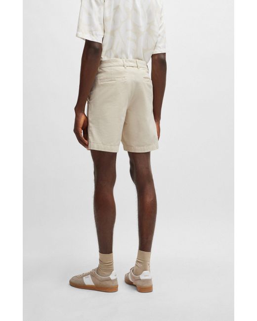 Boss Regular-Fit Shorts aus Stretch-Baumwolle mit mittlerer Bundhöhe in Natural für Herren