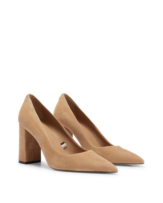 Block-heel pumps in suede with pointed toe