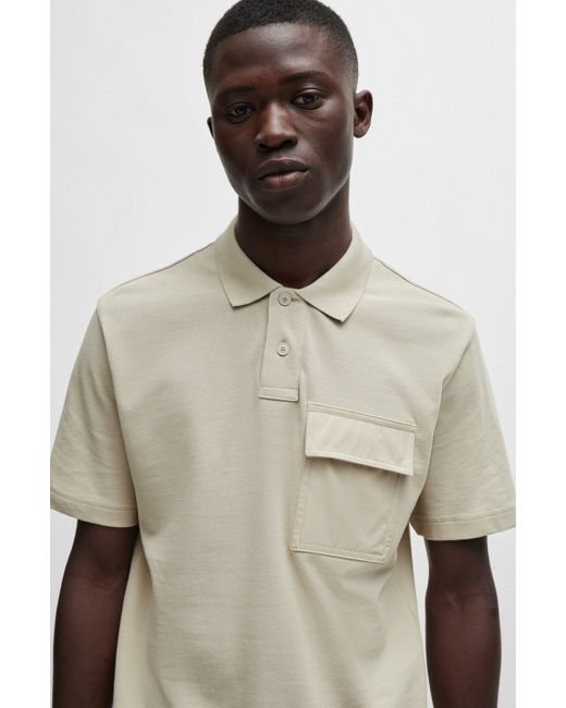Boss Relaxed-Fit Poloshirt aus Baumwoll-Piqué mit tonaler Tasche in Natural für Herren
