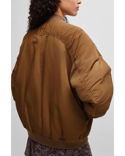 Boss Brown Wasserabweisende Jacke mit Logo-Zipper am Reißverschluss