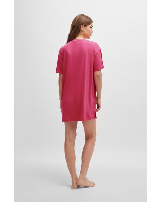 Robe de nuit décontractée à logo imprimé HUGO en coloris Pink