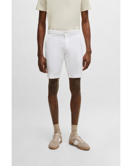 Boss Slim-Fit Shorts aus elastischem Baumwoll-Twill in White für Herren