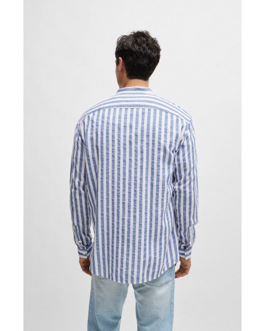 Boss Kragenloses Relaxed-Fit Hemd aus gestreiftem Baumwoll-Mix mit Bouclé-Struktur in Blue für Herren