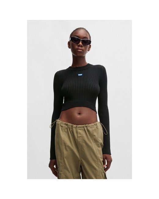 Black crop top sweater 2025
