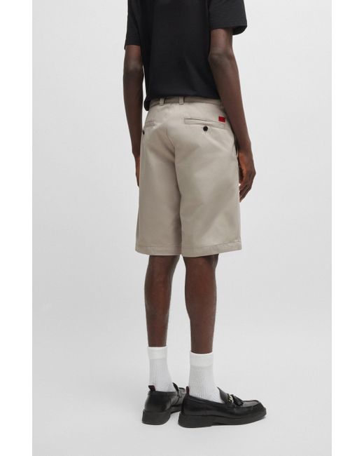 HUGO Regular-Fit Shorts mit schmalem Beinverlauf und geknöpften Taschen in Gray für Herren