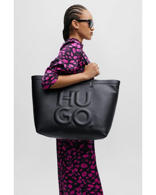 HUGO Black Shopper aus Kunstleder mit geprägtem Stack-Logo
