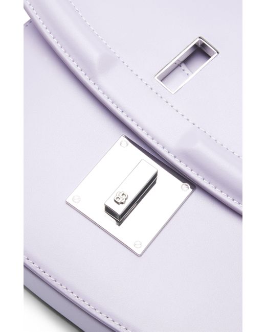 Besace en cuir avec garnitures en métal emblématiques et monogramme Boss en coloris Purple