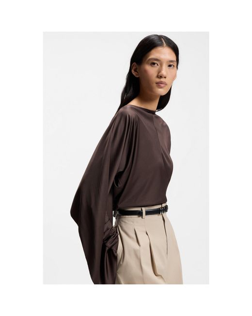 Boss Brown Top