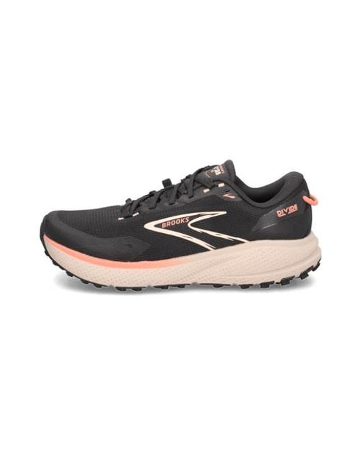 Brooks Black Divide 6