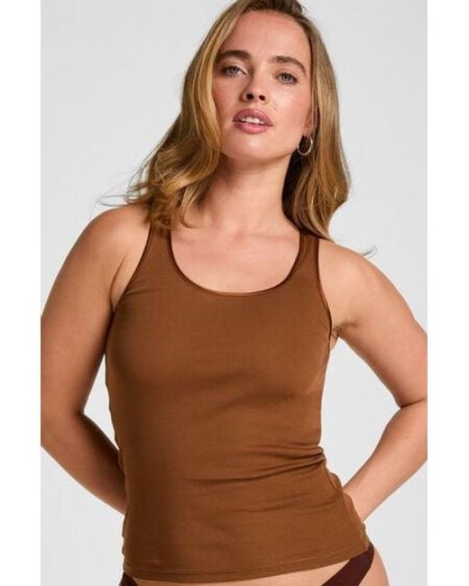 Hunkemöller Singlet Elevated Basic in het Brown