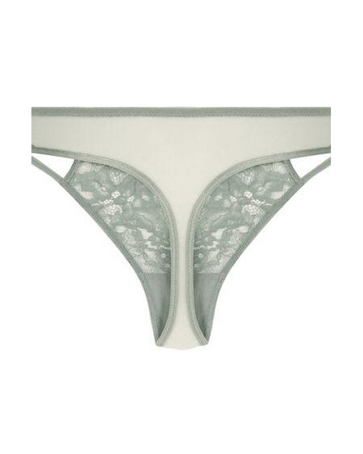 Hunkemöller String Briar in het Green
