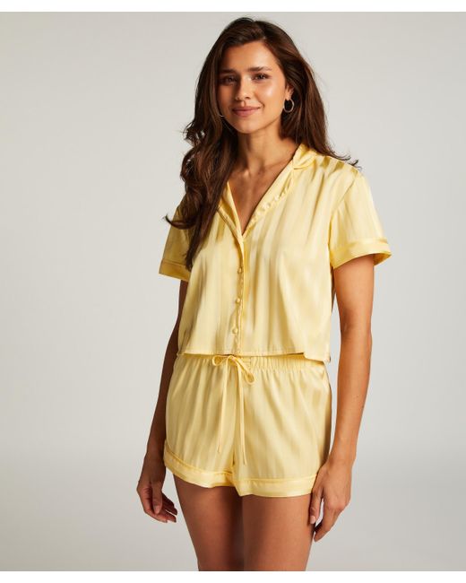 Hunkemöller Pyjama Short Satin in het Yellow
