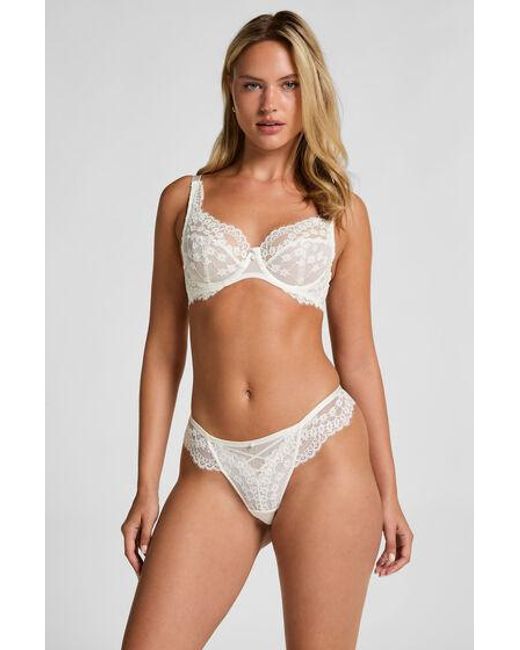 Hunkemöller String Daisy in het White