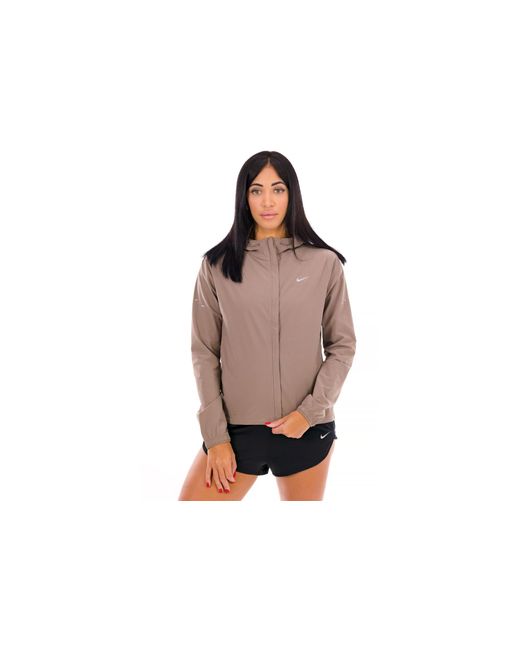 Chaqueta Swift Nike de color Black