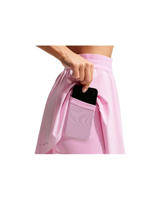 Swift Nike de color Pink