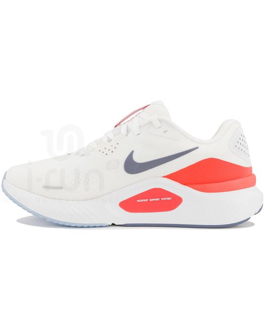 Structure 26 Nike de color White