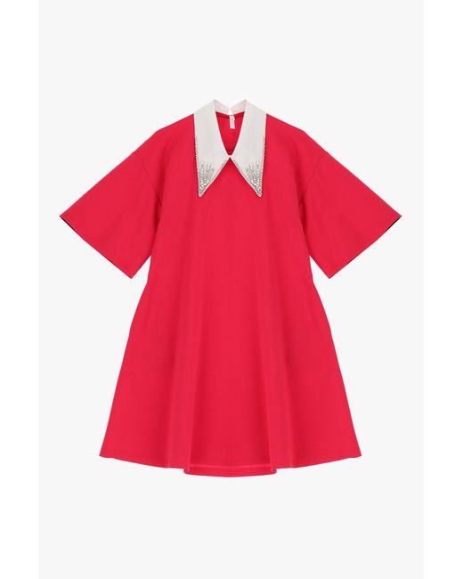 Mini-robe avec col en contraste et strass Imperial en coloris Red