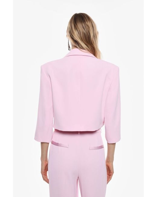 Blazer Corto Con Mangas Tres Cuartos Imperial de color Pink