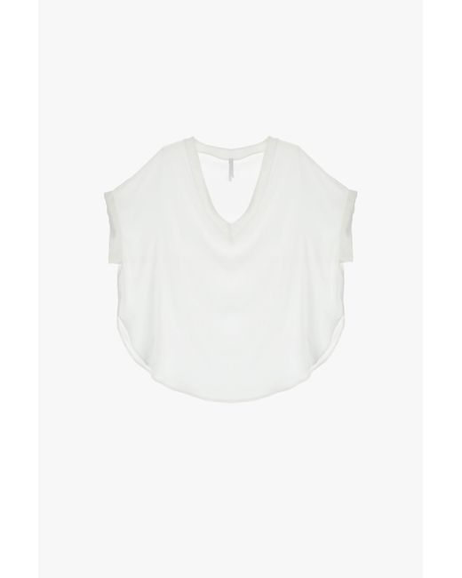 T-Shirt Svasata Effetto Seta Con Scollo A V di Imperial in White