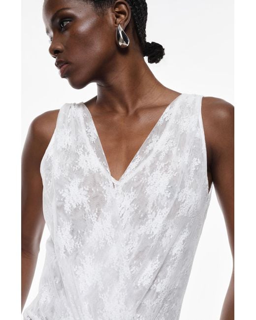 Body Estampado Floral Con Escote En V Imperial de color White