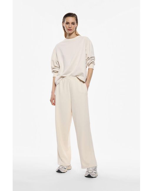 Pantaloni Ampi Con Elastico di Imperial in White