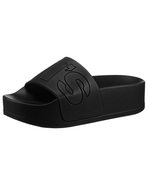 Levi's Pantolette "June S Bold L", mit modischem Plateau in Schwarz