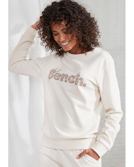 Bench Sweatshirt, mit Logodruck und Stickerei, Loungeanzug in Weiß | Lyst DE