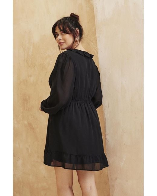 In The Style Black Tiered Frill Detail Smock Dress